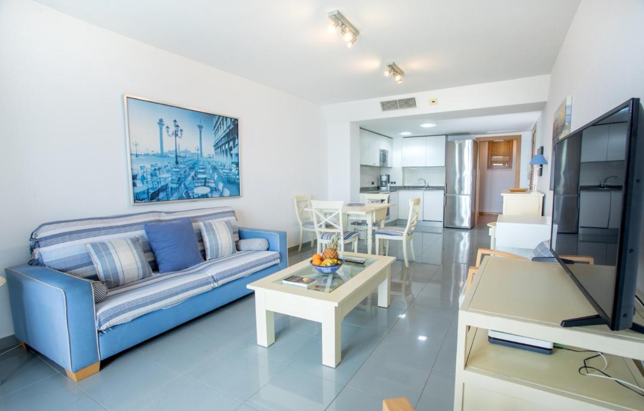 Great balcony over blue sea By CanariasGetaway Las Palmas de Gran Canaria Exterior foto