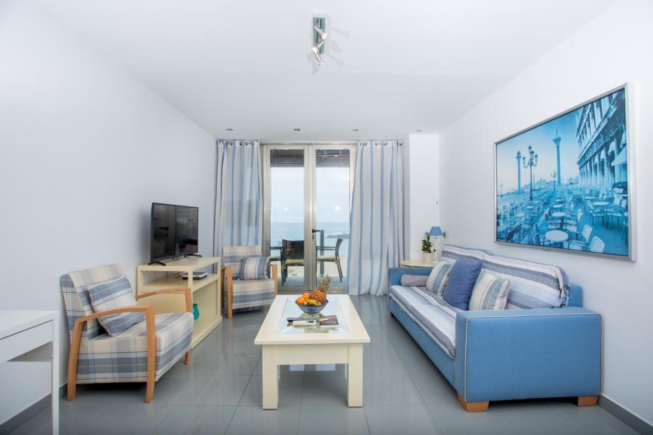 Great balcony over blue sea By CanariasGetaway Las Palmas de Gran Canaria Exterior foto