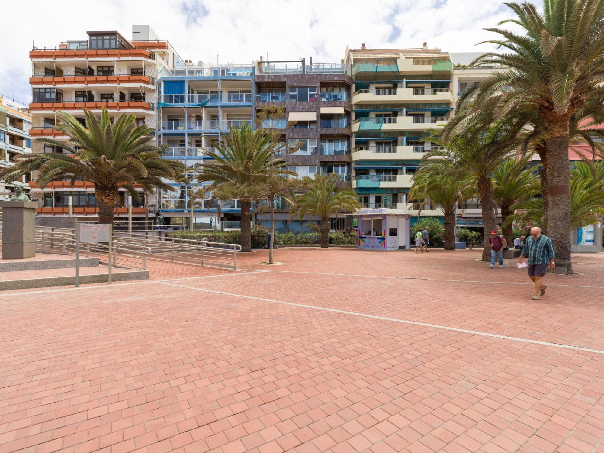 Great balcony over blue sea By CanariasGetaway Las Palmas de Gran Canaria Exterior foto