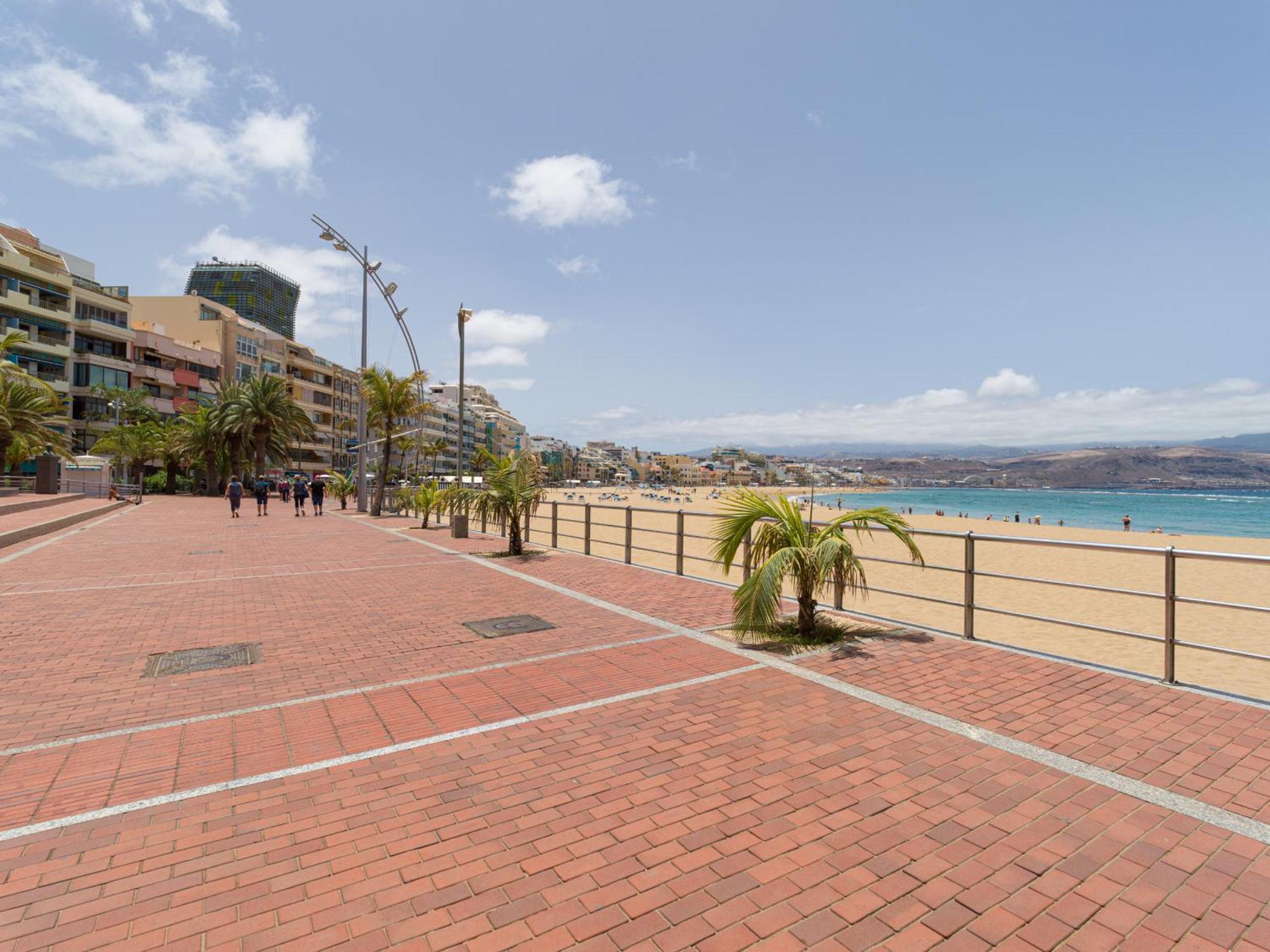 Great balcony over blue sea By CanariasGetaway Las Palmas de Gran Canaria Exterior foto